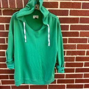 Universal Thread Vibrant Green Hoodie